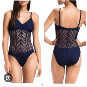 Robin Piccone Sophia One Piece Swimsuit Women's SZ 6 Navy Crochet Beach Vacation